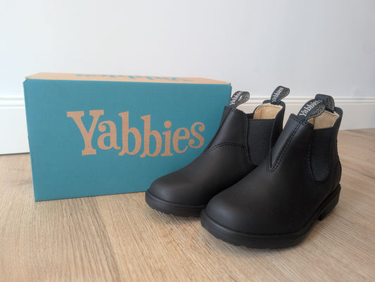Yabbies Town & Country Chelsea Boots - Black