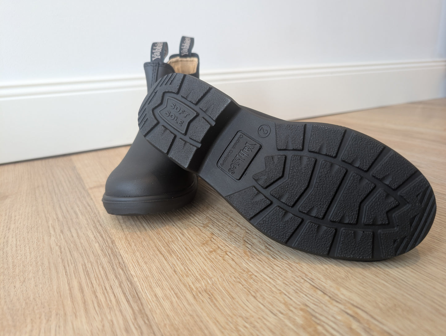 Yabbies Town & Country Chelsea Boots - Black