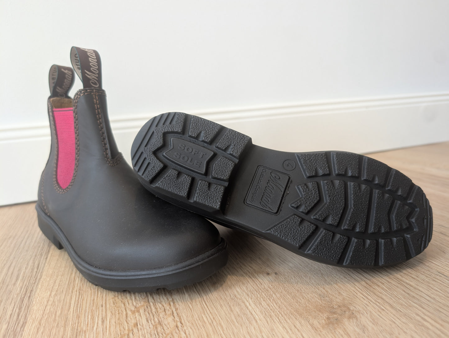 Moonah Boots Dark - Brown/Pink