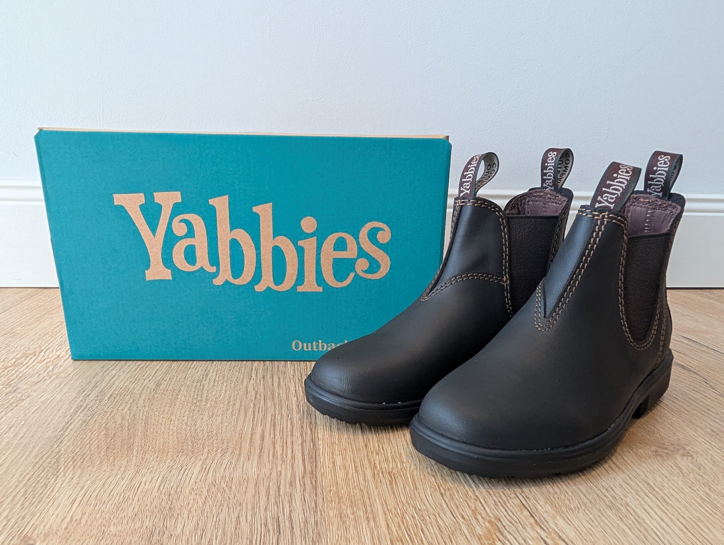 Yabbies Town & Country Chelsea Boots - Dark Brown