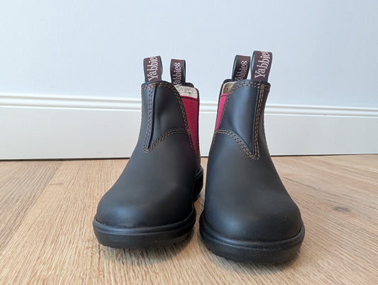 Yabbies Kinderboots aus Leder – Dark Brown and Pink